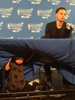 How Stephen Curry Gets Videobombed by his 2-Year-Old Daughter
